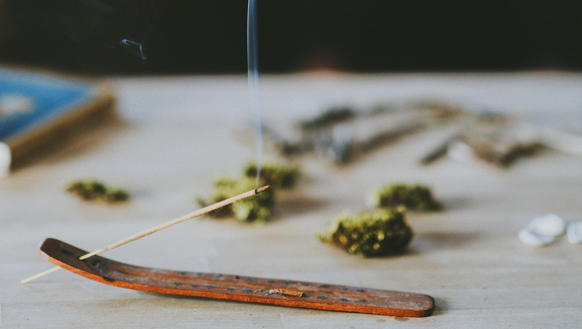 7 Ways of Getting Rid Of Weed Smell Fast Buds